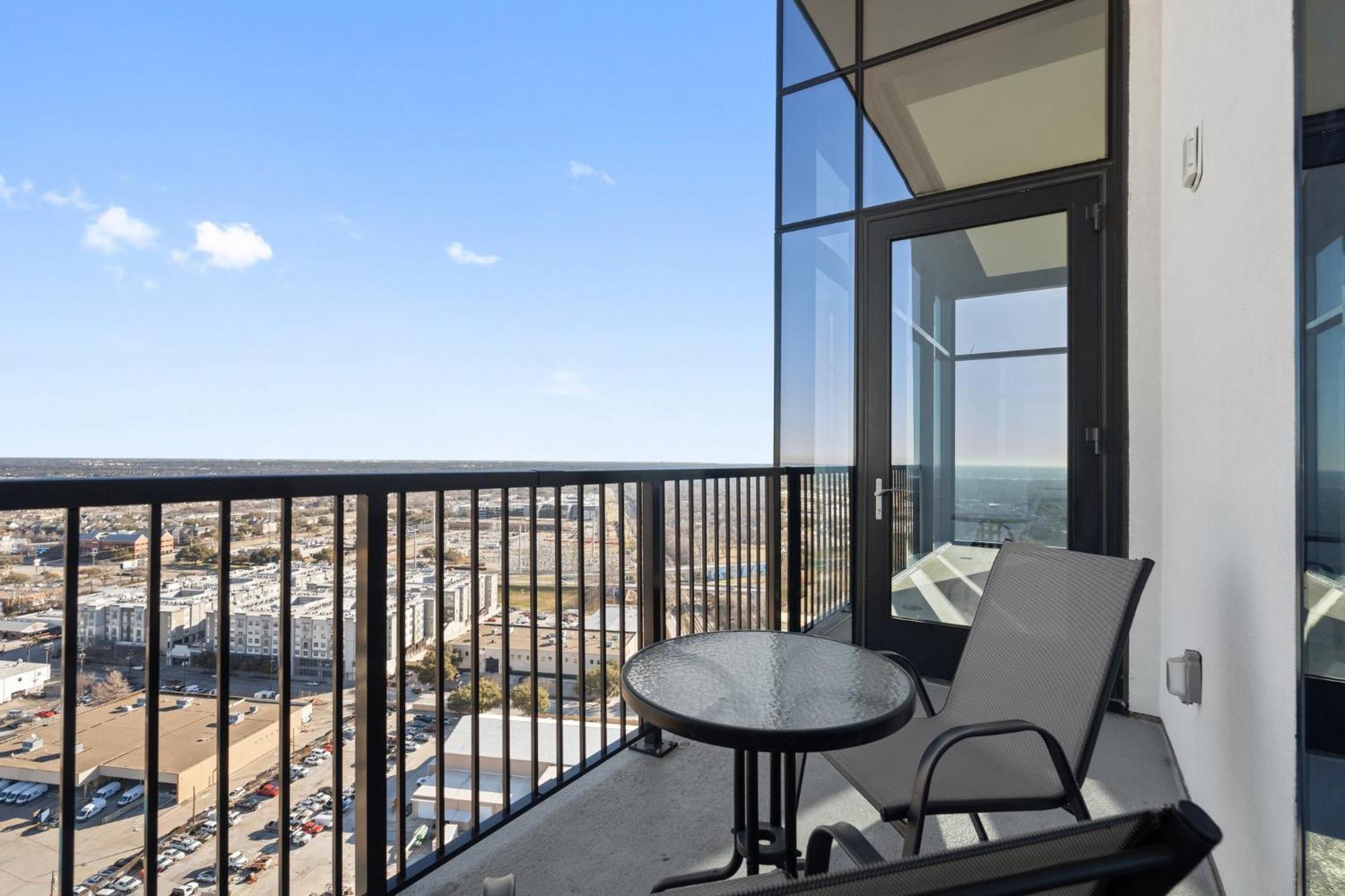 Apartamento Luxurious Penthouse With Stunning Dallas Views Exterior foto